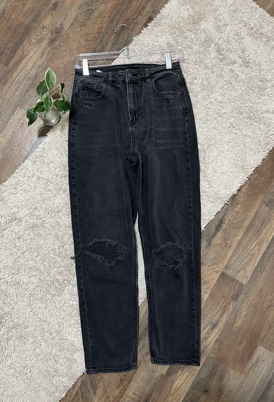 American Eagle Size 2 Washed Out Black Distressed Mom Straight High-Rise Jeans